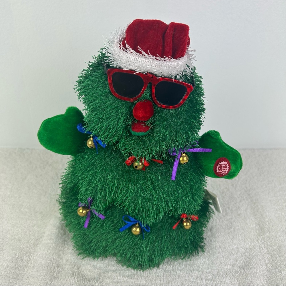HugFun International Dancing Singing Christmas Tree Sings approx. 9-10" Tall